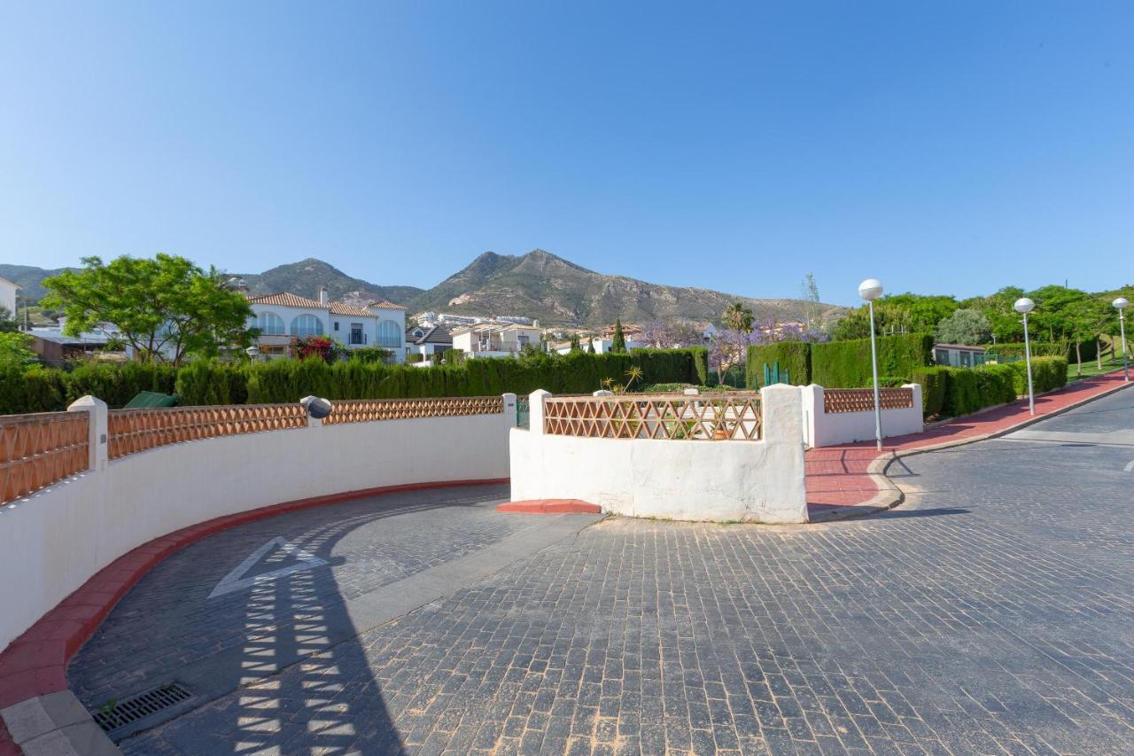 Arenal Golf Holidays Apt Benalmádena Exterior foto